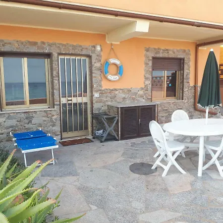 La Terrazza Sul Mare Apartment *
